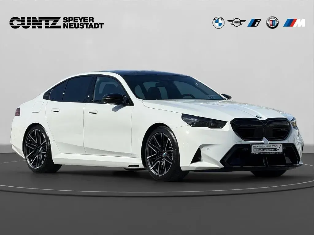 Gebraucht BMW M5 Performance 727 PS (534 kW) 2025 Alpinweiss Limousine