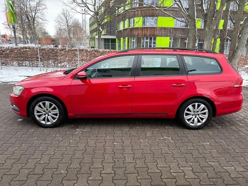 Usata VW Passat 140 CV (102 kW) 2012 Rosso Station wagon