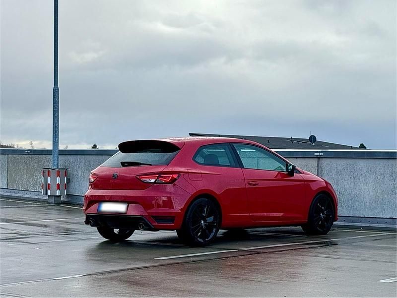 Gebraucht Seat Leon 150 PS (110 kW) 2015 Rot Coupé