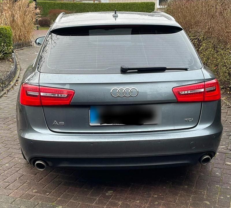 Gebraucht Audi A6 204 PS (150 kW) 2014 Grau Kombi
