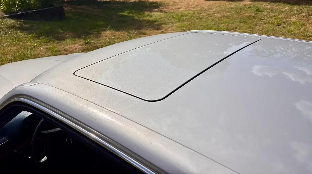 Gebraucht Mercedes 500 231 PS (169 kW) 1982 Silber Coupé