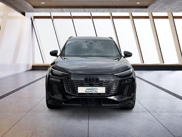 Neu Audi Q6 e-tron S-Line 225 kW (306 PS) 2026 Schwarz SUV