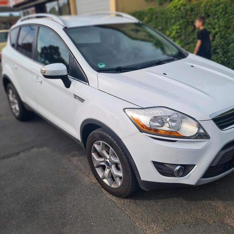 Weiß Gebraucht 2012 Ford Kuga SUV | 9.350 € (Fairer Preis) - Bild 1/4