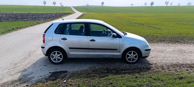 Gebraucht VW Polo 64 PS (47 kW) 2003 Grau Kleinwagen