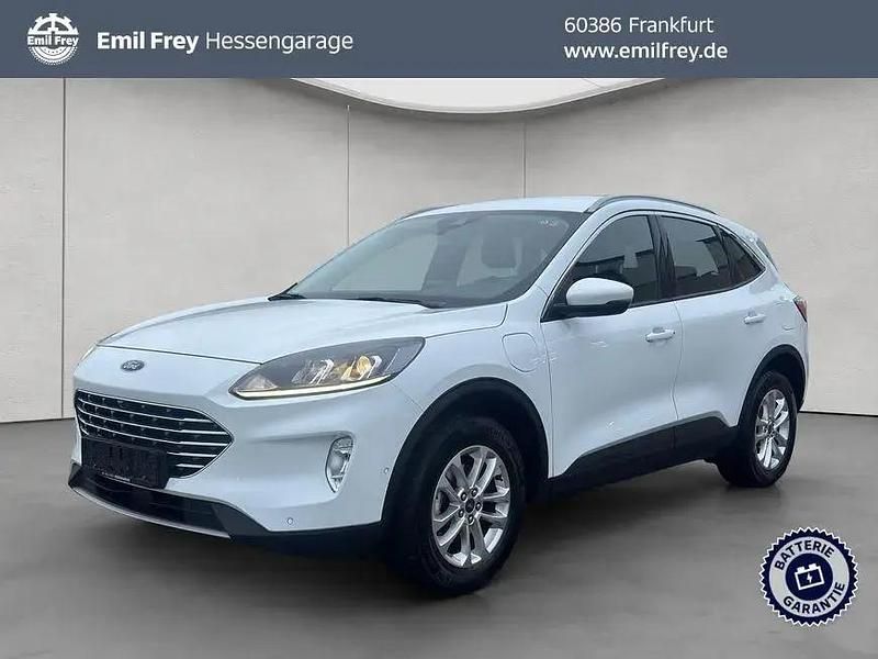 Gebraucht Ford Kuga Titanium 152 PS (111 kW) 2022 Weiß SUV