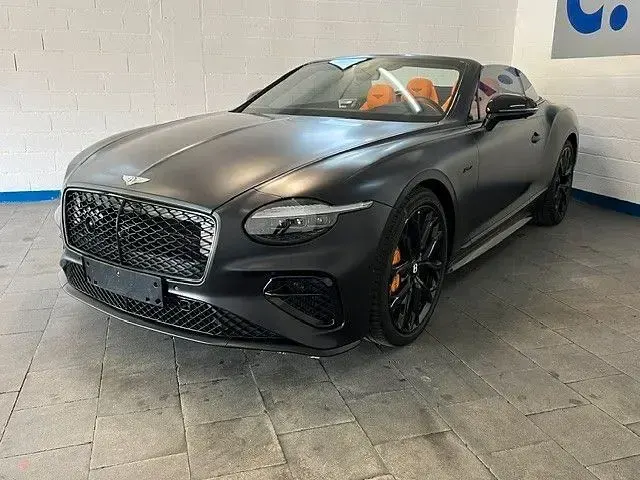 Neu Bentley Continental Mulliner 782 PS (575 kW) 2026 Schwarz Cabrio