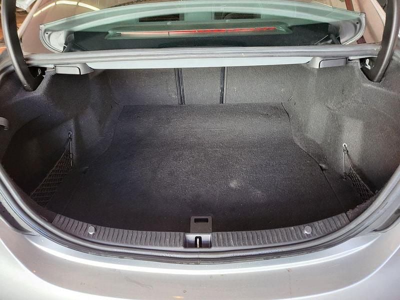 Gebraucht Mercedes C250 AMG line 211 PS (155 kW) 2015 Silber Limousine