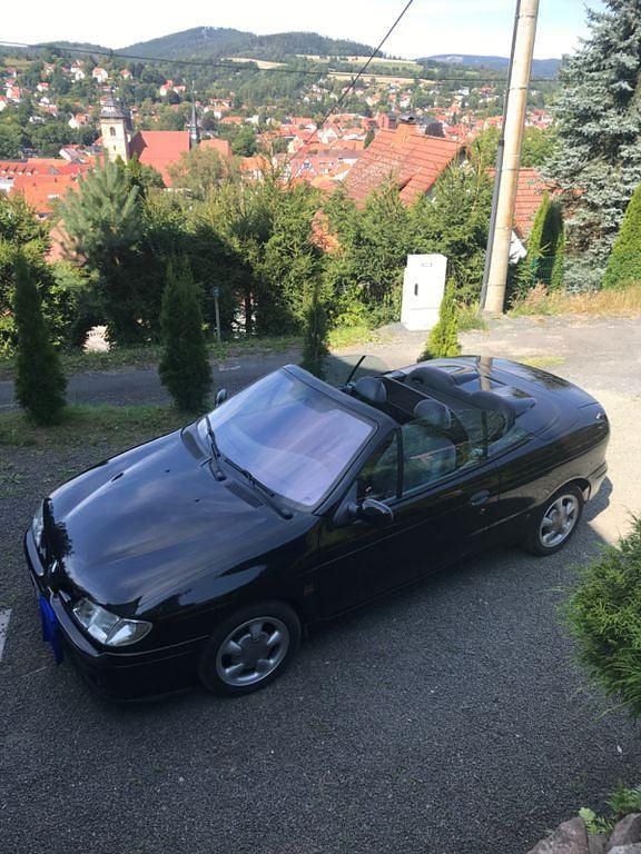 Schwarz Gebraucht 1998 Renault Mégane Cabriolet Cabrio | 2.700 € (Fairer Preis) - Bild 1/4
