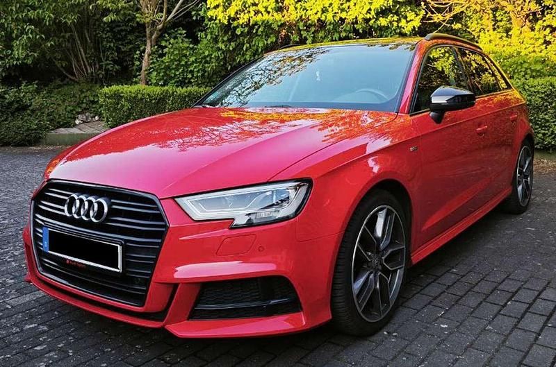 Rot Gebraucht 2019 Audi A3 Sportback S-Line Kleinwagen | 20.750 € (Fairer Preis) - Bild 1/4