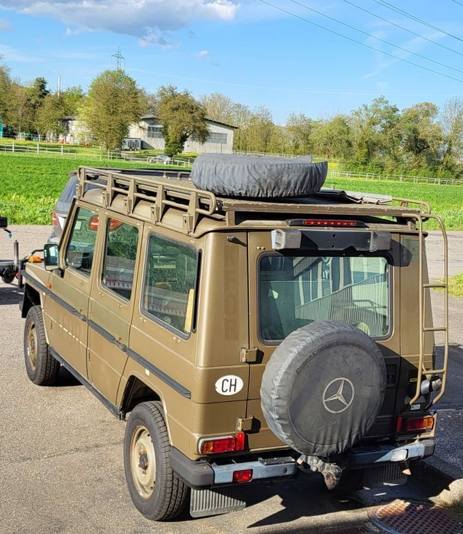 Gebraucht Mercedes G290 120 PS (88 kW) 2001 Olivgrün SUV