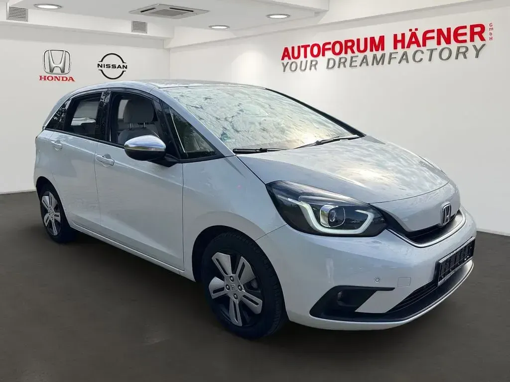 Gebraucht Honda Jazz Executive 98 PS (72 kW) 2021 Weiß Kleinwagen