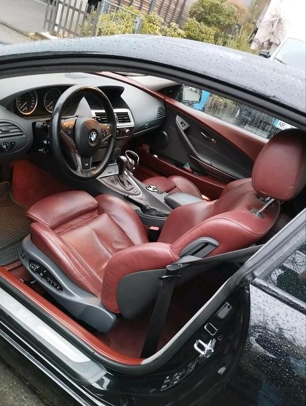 Schwarz Gebraucht 2004 BMW 645 Coupé | 12.500 € (Etwas zu teuer) - Bild 1/4