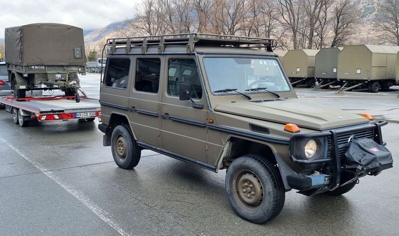Gebraucht Mercedes G290 120 PS (88 kW) 2001 Grün militäroliv SUV