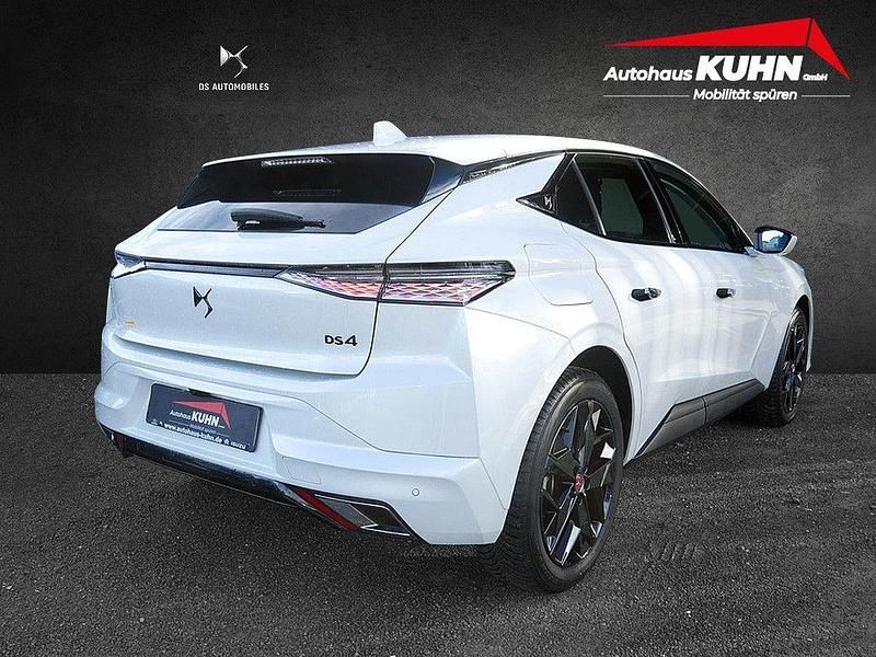 Gebraucht DS Automobiles DS4 Performance Line Plus 131 PS (96 kW) 2023 Perlmuttweiss SUV