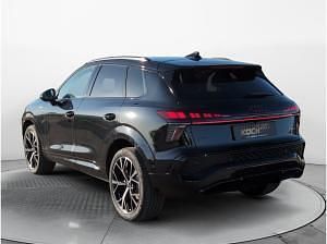 Neu Audi Q3 Ambiente 204 PS (150 kW) 2025 Schwarz (mythosschwarz metallic) SUV