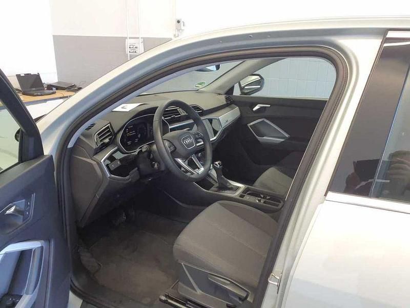 Gebraucht Audi Q3 Sportback Ambiente 150 PS (110 kW) 2021 Tausilber SUV