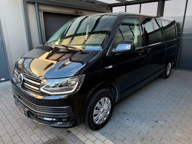 Gebraucht VW T6 Comfortline 150 PS (110 kW) 2017 Schwarz Van