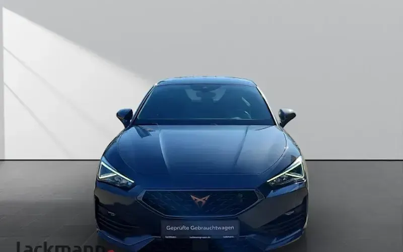 Usata Cupra Leon Basis 245 CV (180 kW) 2023 Grigio Berlina