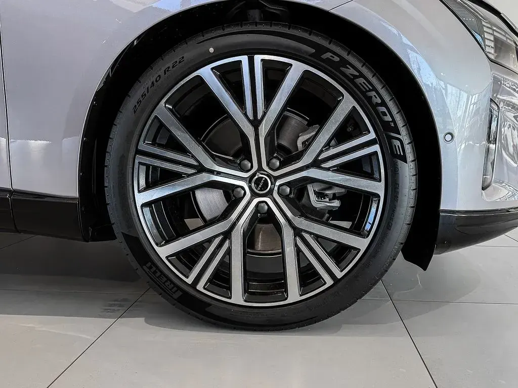 Neu Volvo ES90 Ultra 244 kW (333 PS) 2025 Silber Limousine
