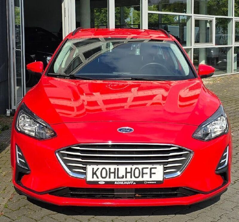 Gebraucht Ford Focus Trend 101 PS (74 kW) 2021 Racerot Kombi