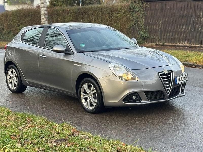 Gebraucht Alfa Romeo Giulietta Turismo 170 PS (125 kW) 2012 Limousine