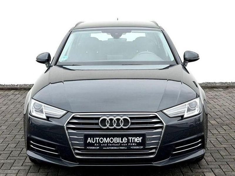 Gebraucht Audi A4 Sport 252 PS (185 kW) 2018 Grau Kombi