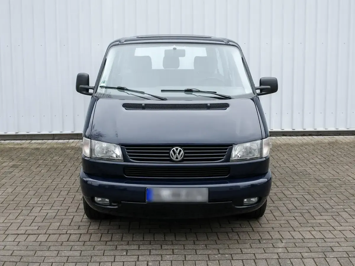 Gebraucht VW Multivan 81 PS (59 kW) 1996 Blau Van / Kleinbus