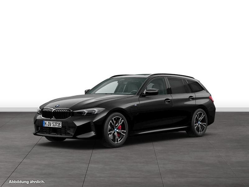 Schwarz Gebraucht 2024 BMW 330e Kombi | 44.320 € (Etwas zu teuer) - Bild 1/4