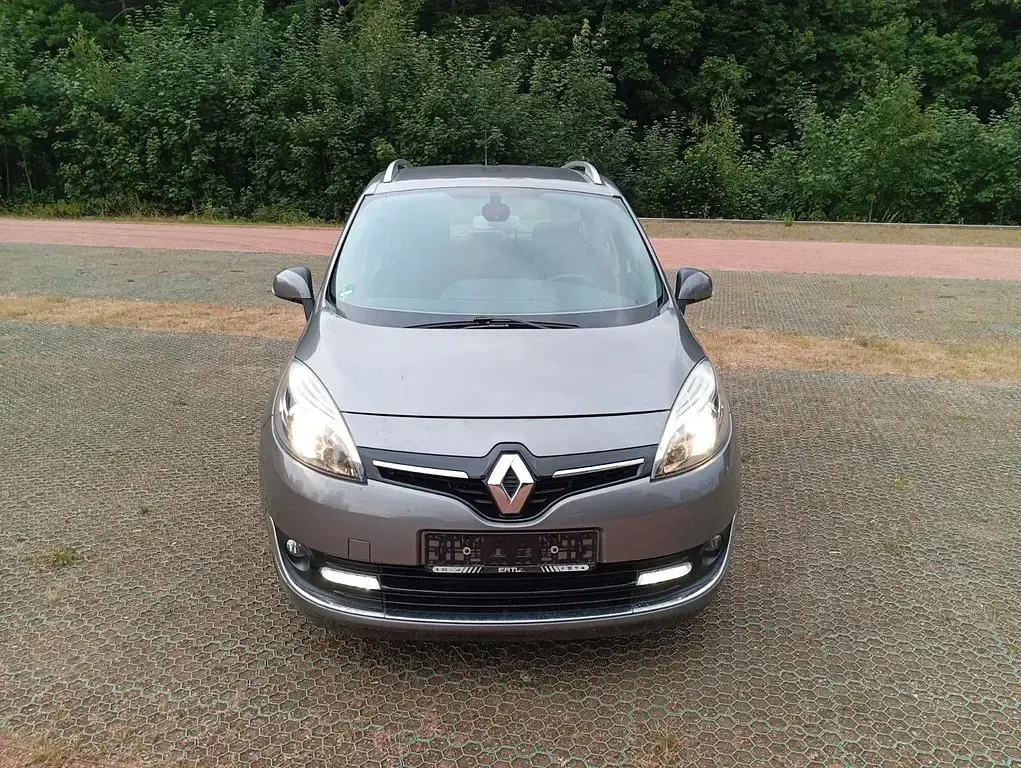 Gebraucht Renault Grand Scénic III Initiale Paris 132 PS (97 kW) 2014 Grau Van / Kleinbus
