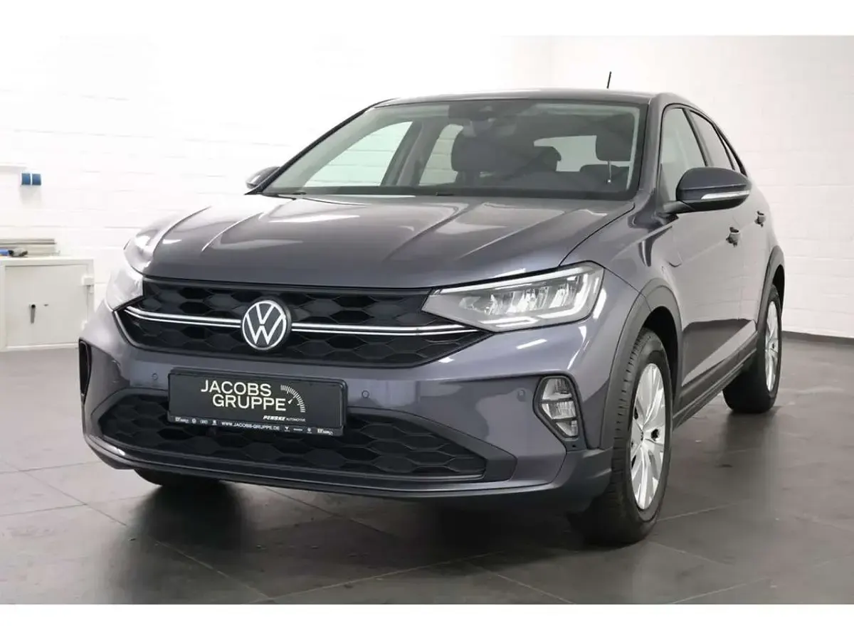 Używany VW Taigo Basis 95 KM (69 kW) 2025 Szary SUV