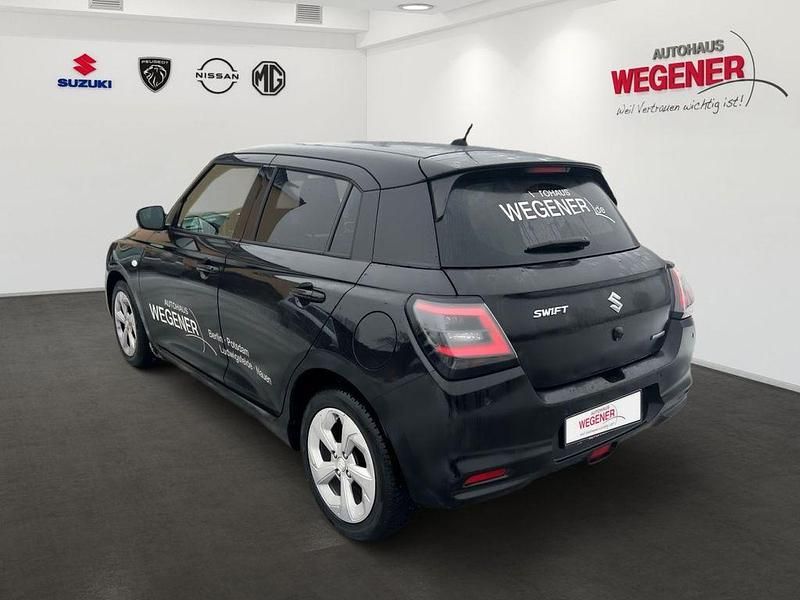 Gebraucht Suzuki Swift Comfort 83 PS (61 kW) 2025 Super black pearl Kleinwagen