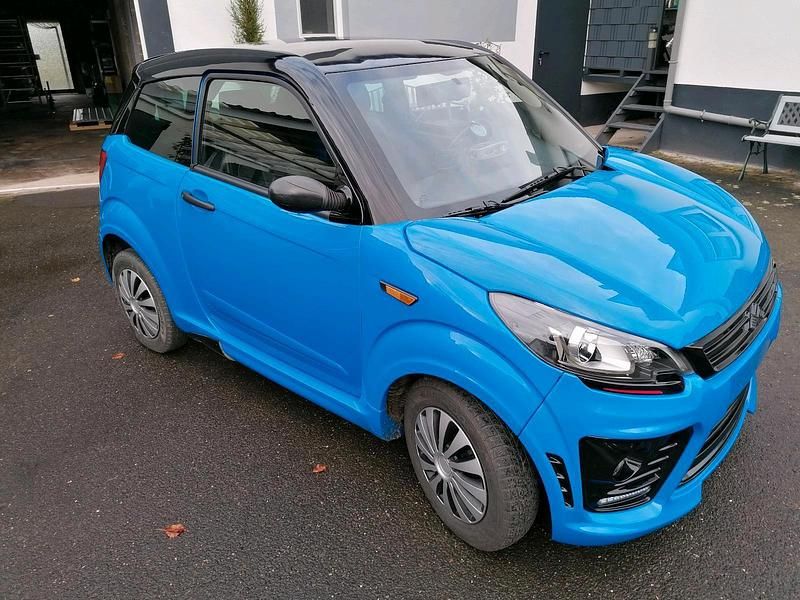 Blau Gebraucht 2019 Ligier JS50 Kleinwagen | 11.200 € (Fairer Preis) - Bild 1/4