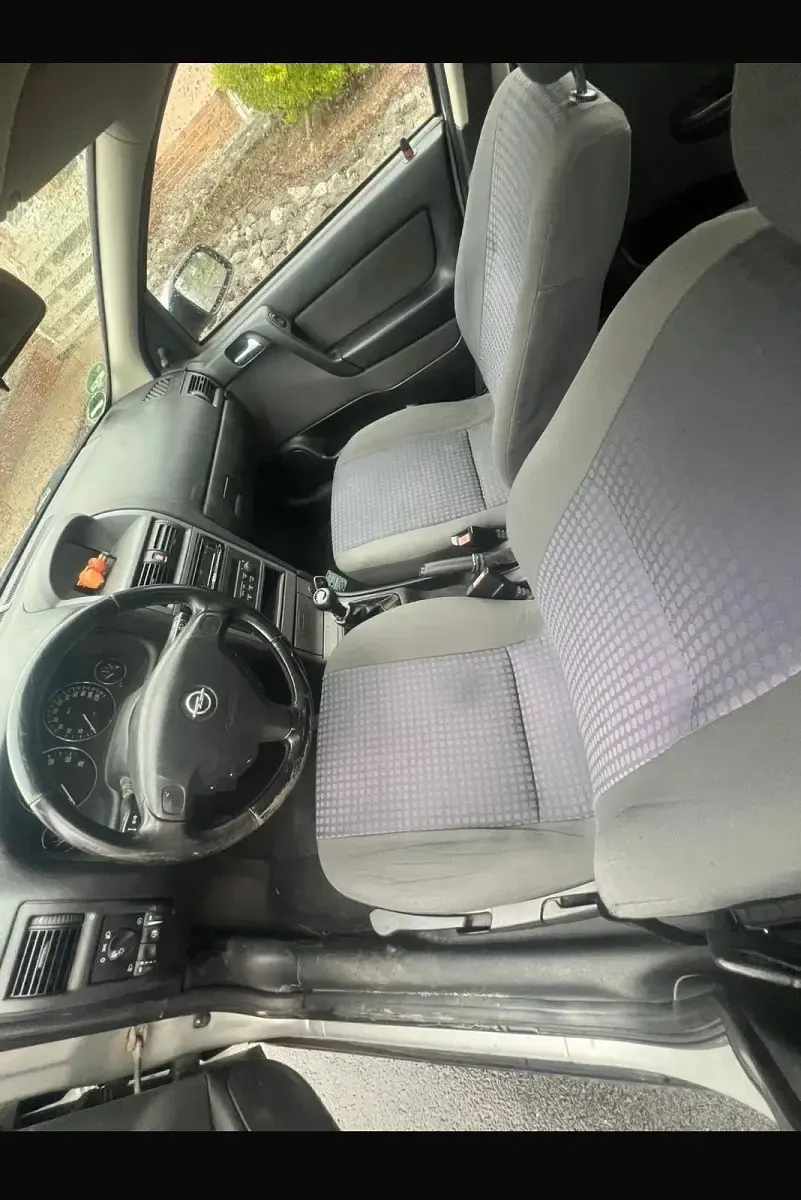 Gebraucht Opel Astra 84 PS (61 kW) 2002 Grau Kombi