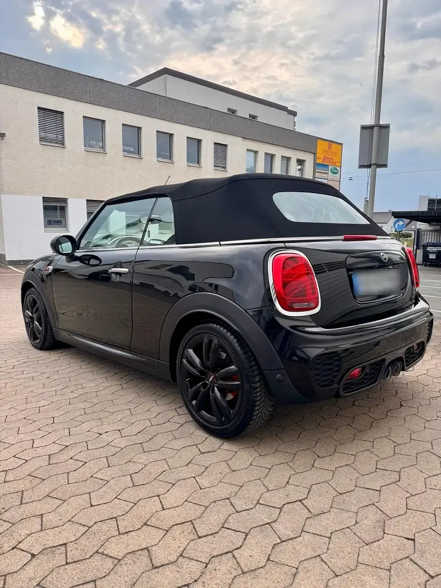 Gebraucht Mini John Cooper Works Cabriolet 231 PS (169 kW) 2019 Schwarz Cabrio