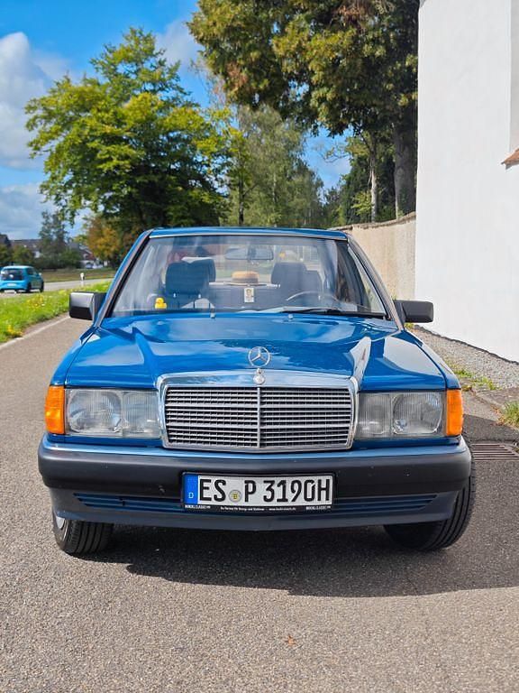 Gebraucht Mercedes 190 75 PS (55 kW) 1990 Blau Limousine