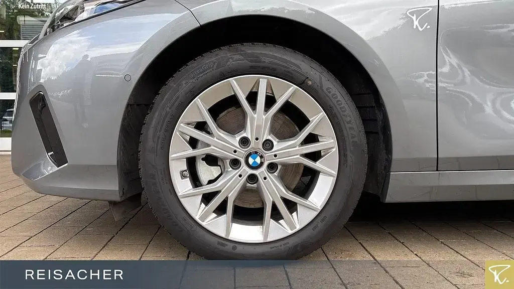 Gebraucht BMW 120 156 PS (114 kW) 2025 Grau Kleinwagen