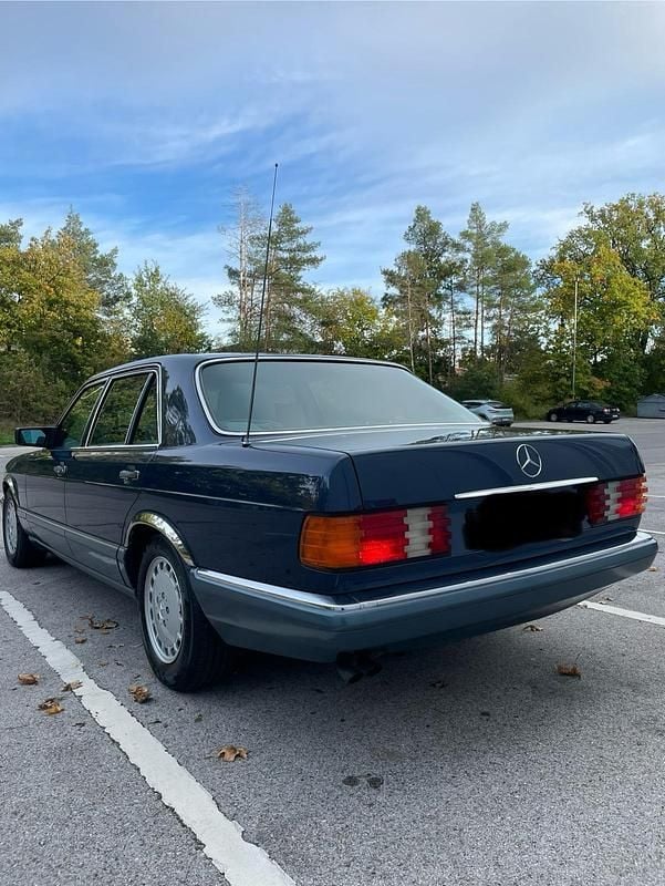Gebraucht Mercedes 300 180 PS (132 kW) 1990 Blau Limousine