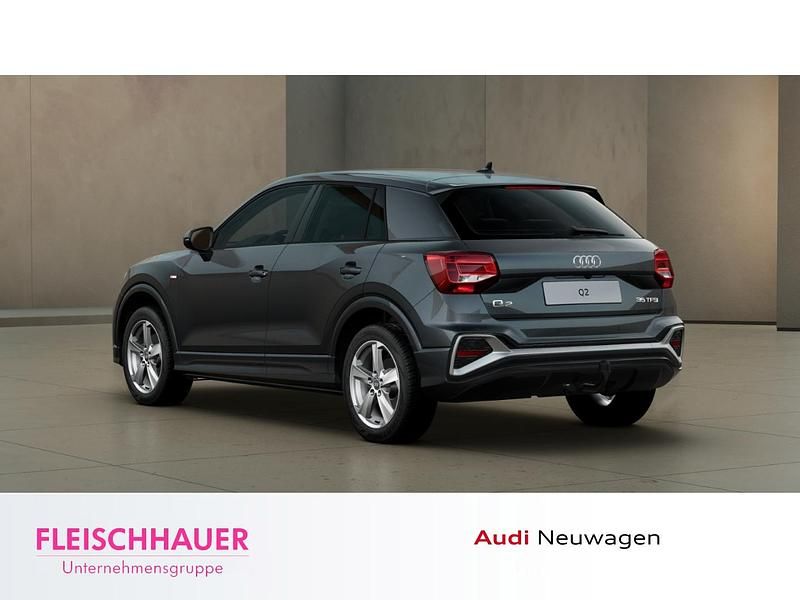 Neu Audi Q2 Advanced Plus 150 PS (110 kW) 2026 Grau SUV
