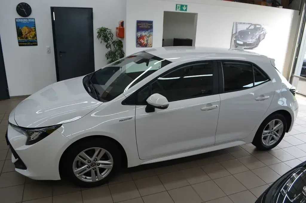 Gebraucht Toyota Corolla Comfort 122 PS (89 kW) 2022 Weiß Limousine