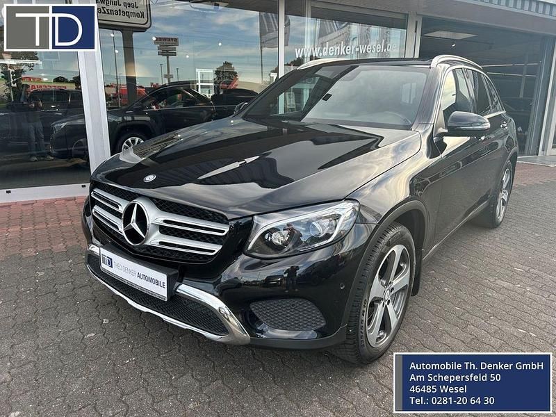 Schwarz Gebraucht 2016 Mercedes GLC220 SUV | 22.890 € (Fairer Preis) - Bild 1/4