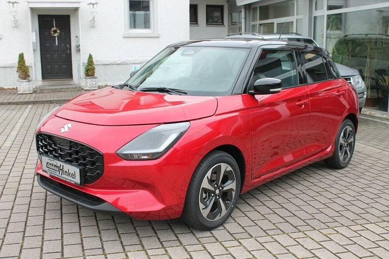 Rot Neu 2025 Suzuki Swift Comfort+ Limousine | 23.290 € - Bild 1/4