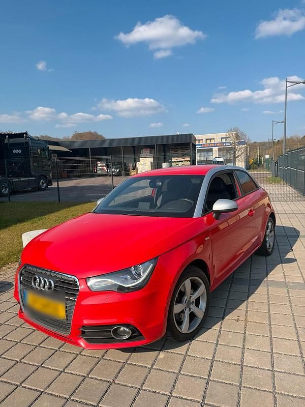 Gebraucht Audi A1 S-Line 120 PS (88 kW) 2010 Rot Kleinwagen