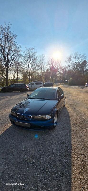 Blau Gebraucht 2001 BMW 320 Coupé | 2.500 € (Superpreis) - Bild 1/4
