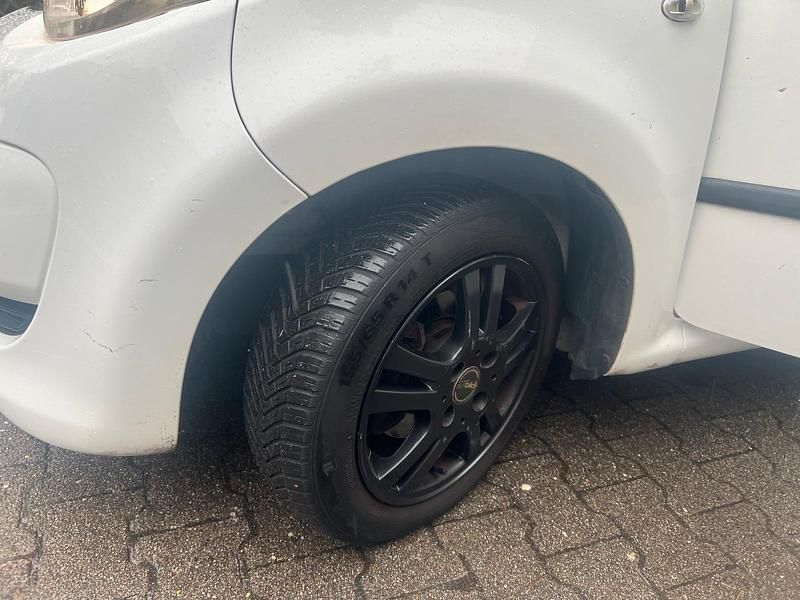 Gebraucht Citroën C1 68 PS (50 kW) 2009 Weiß Kleinwagen