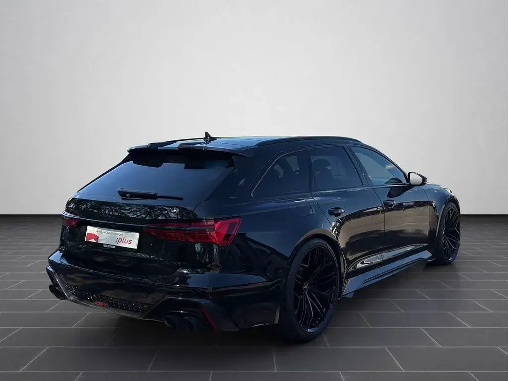 Gebraucht Audi RS6 Advanced Plus 749 PS (550 kW) 2023 Mythosschwarz metallic (metallic) Kombi