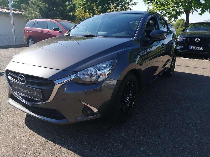 Matrixgrau metallic Gebraucht 2019 Mazda 2 Kleinwagen | 11.500 € (Fairer Preis) - Bild 1/4