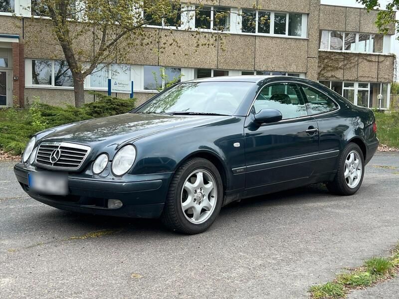 Schwarz Gebraucht 1997 Mercedes CLK320 Coupé | 3.600 € (Fairer Preis) - Bild 1/4