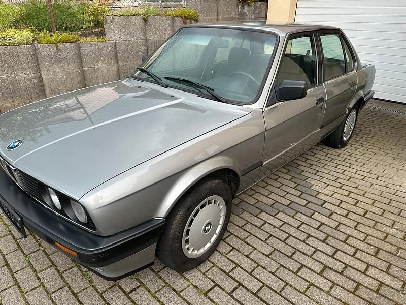 Occasion BMW 324 1988 Grijs Sedan