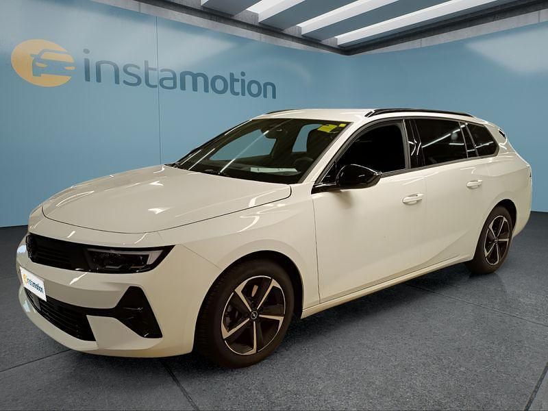 Weiß Gebraucht 2024 Opel Astra Kombi | 26.449 € (Fairer Preis) - Bild 1/4