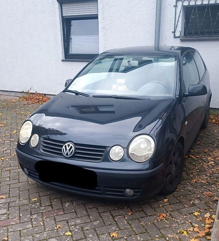 Schwarz Gebraucht 2002 VW Polo Basis Kleinwagen | 700 € (Fairer Preis) - Bild 1/4